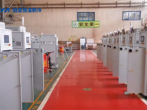 某新能源汽車動力電池企業出口用36臺水冷機組發貨視頻